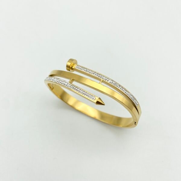 Nail Luxe Bangle